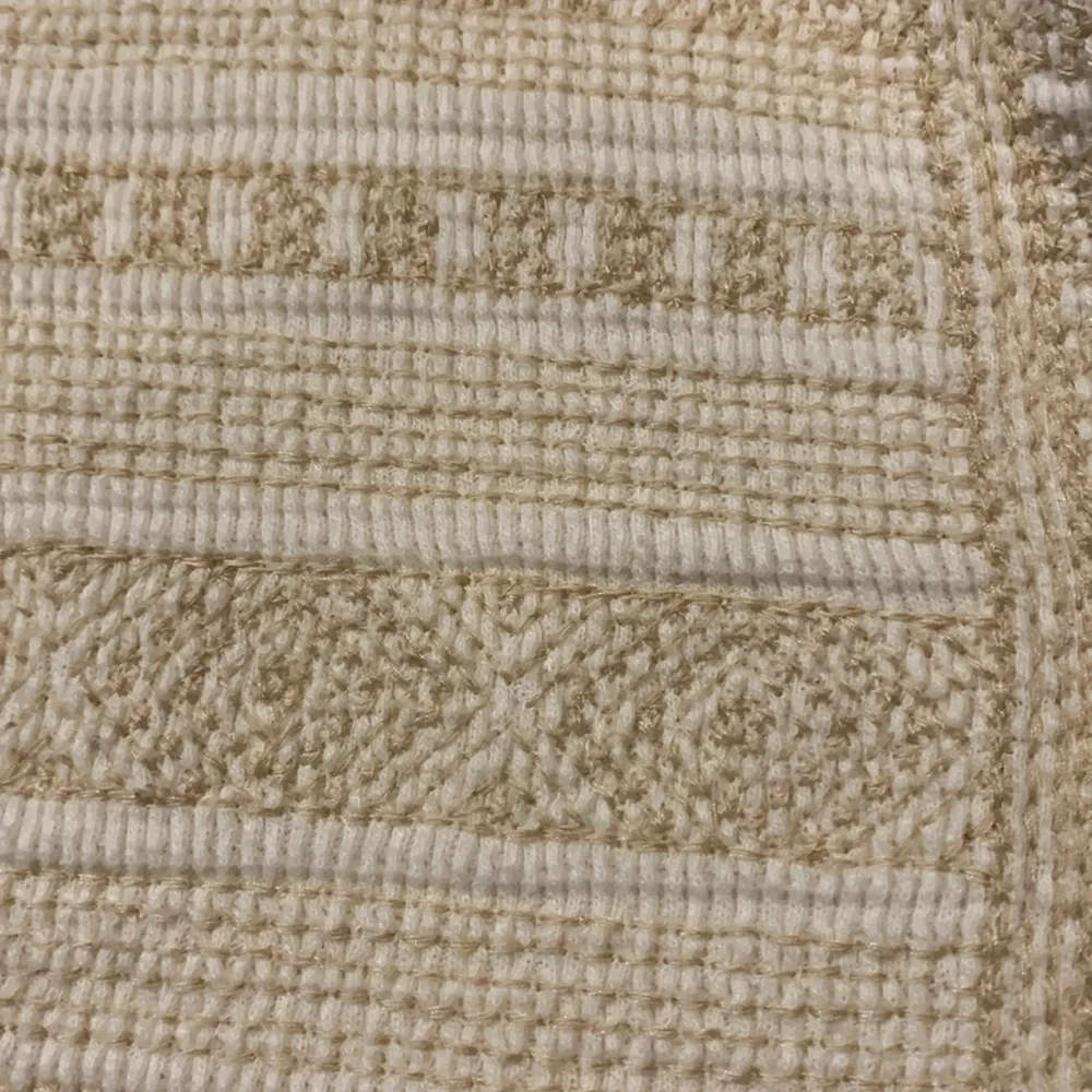 Lucky Brand Embroidered Henley Thermal - Picture 4 of 5